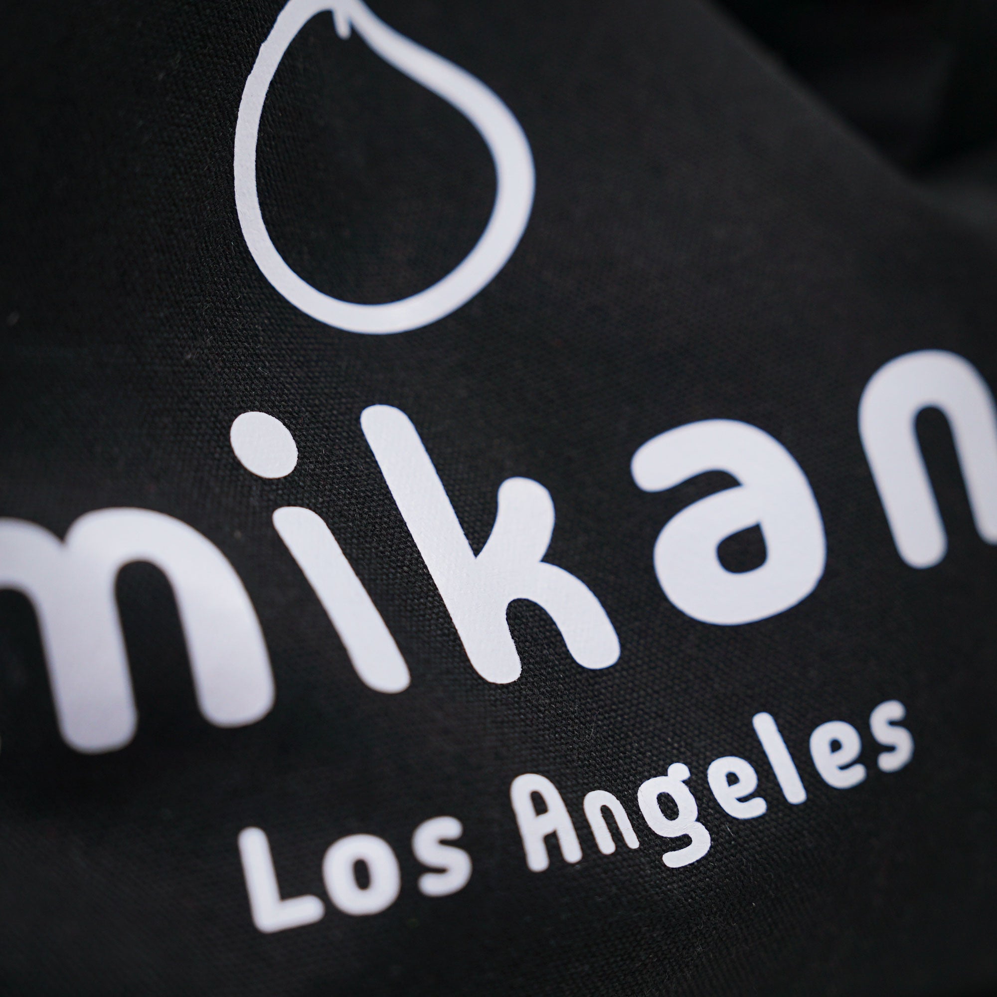 mikan Los Angeles Canvas Tote Bag (Black)